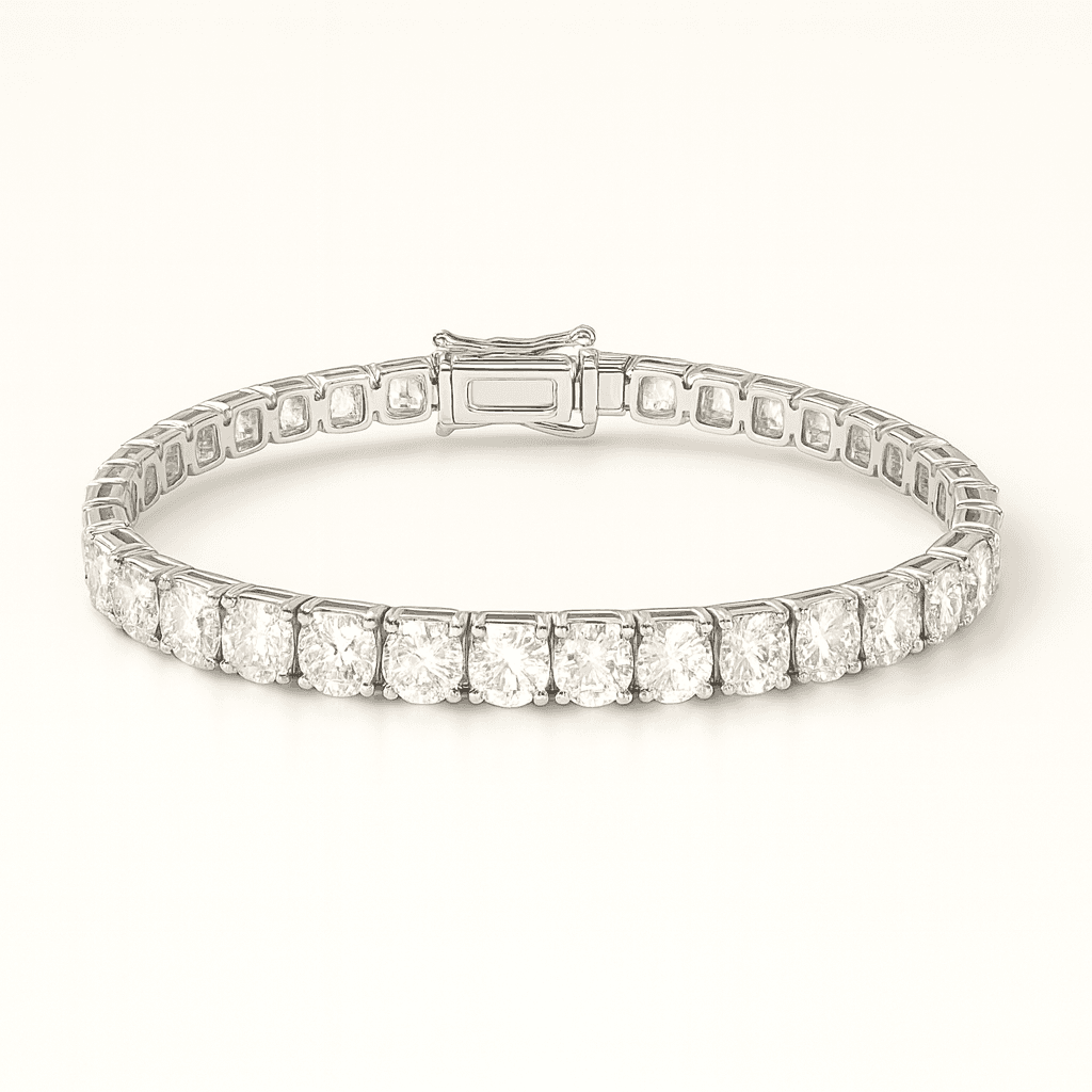 The Icon in 18ct White Gold